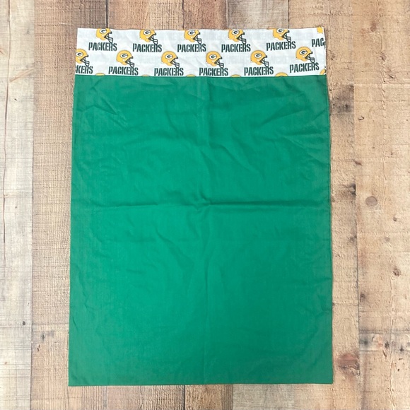 NFL Other - Vintage Green Bay Packers NFL Standard Pillowcase‎ Helmet Logo Bedding